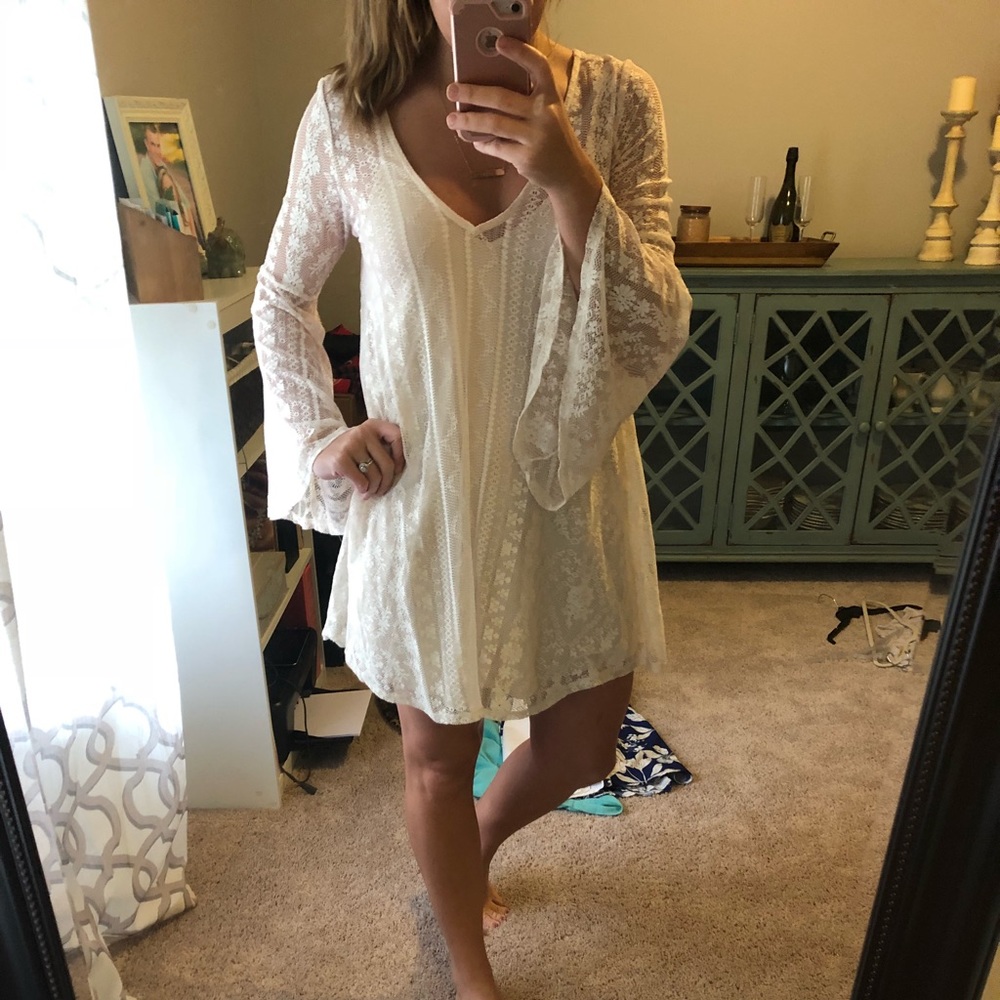 White/Cream lace dress
